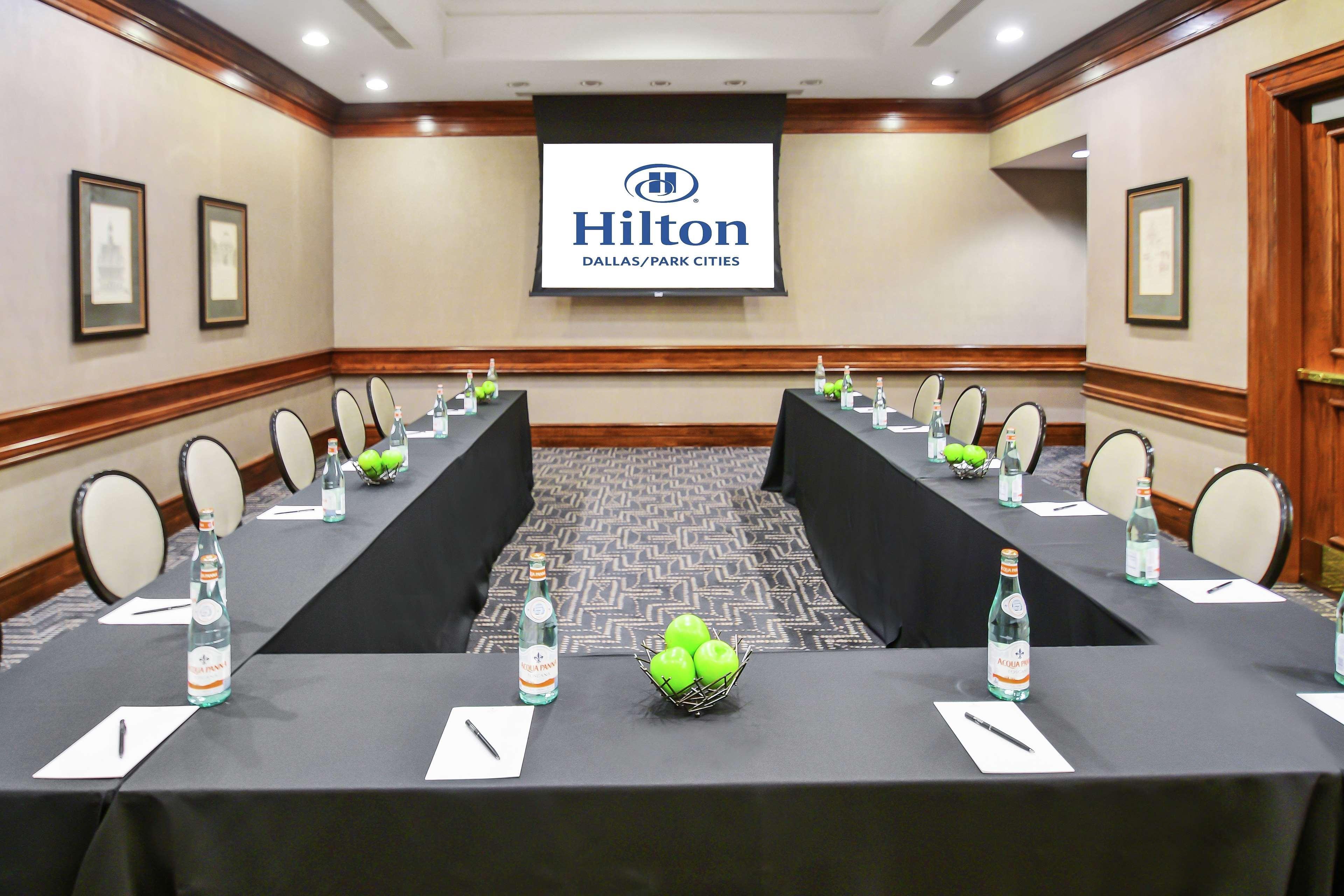 Hilton Dallas-Park Cities Dış mekan fotoğraf